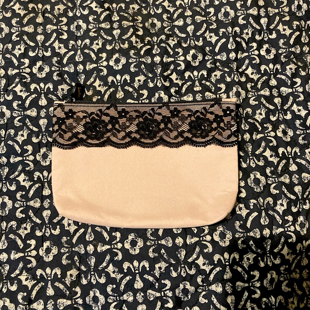 IPSY Glam Makeup Bag